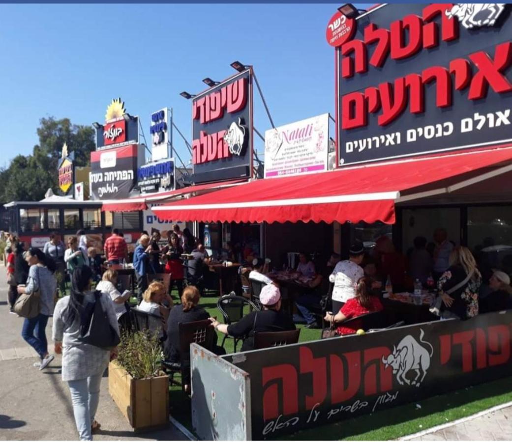 אירוח על הים Haifa Exterior foto